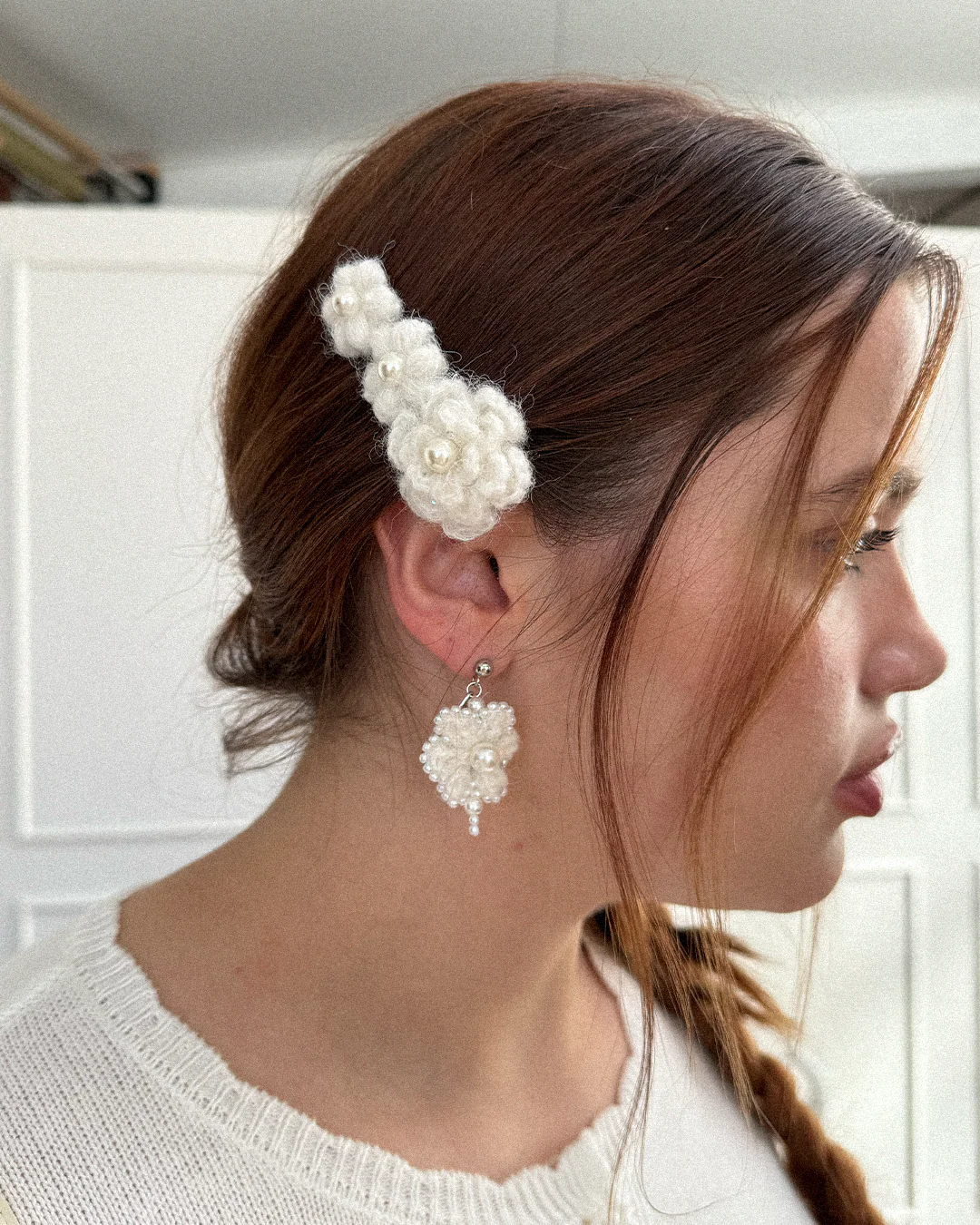 Crochet Pearl Flower Hair Pin - Image 3