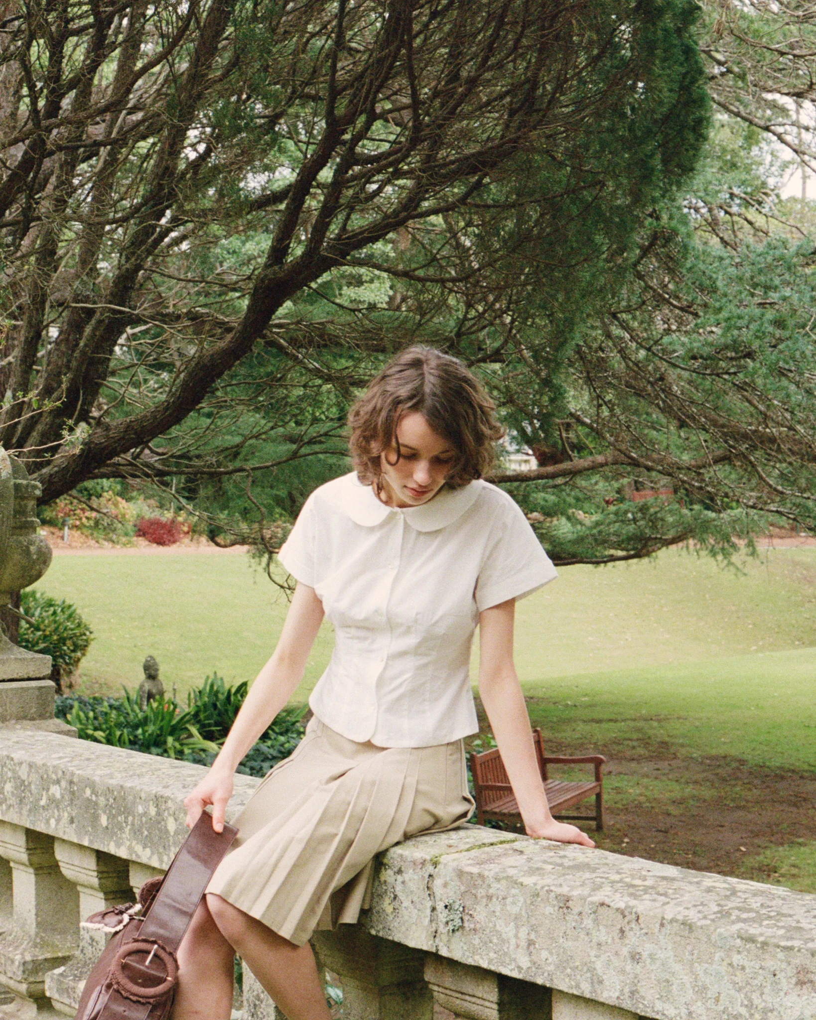 Curved Collar Cap Sleeve Shirt - White - Image 3