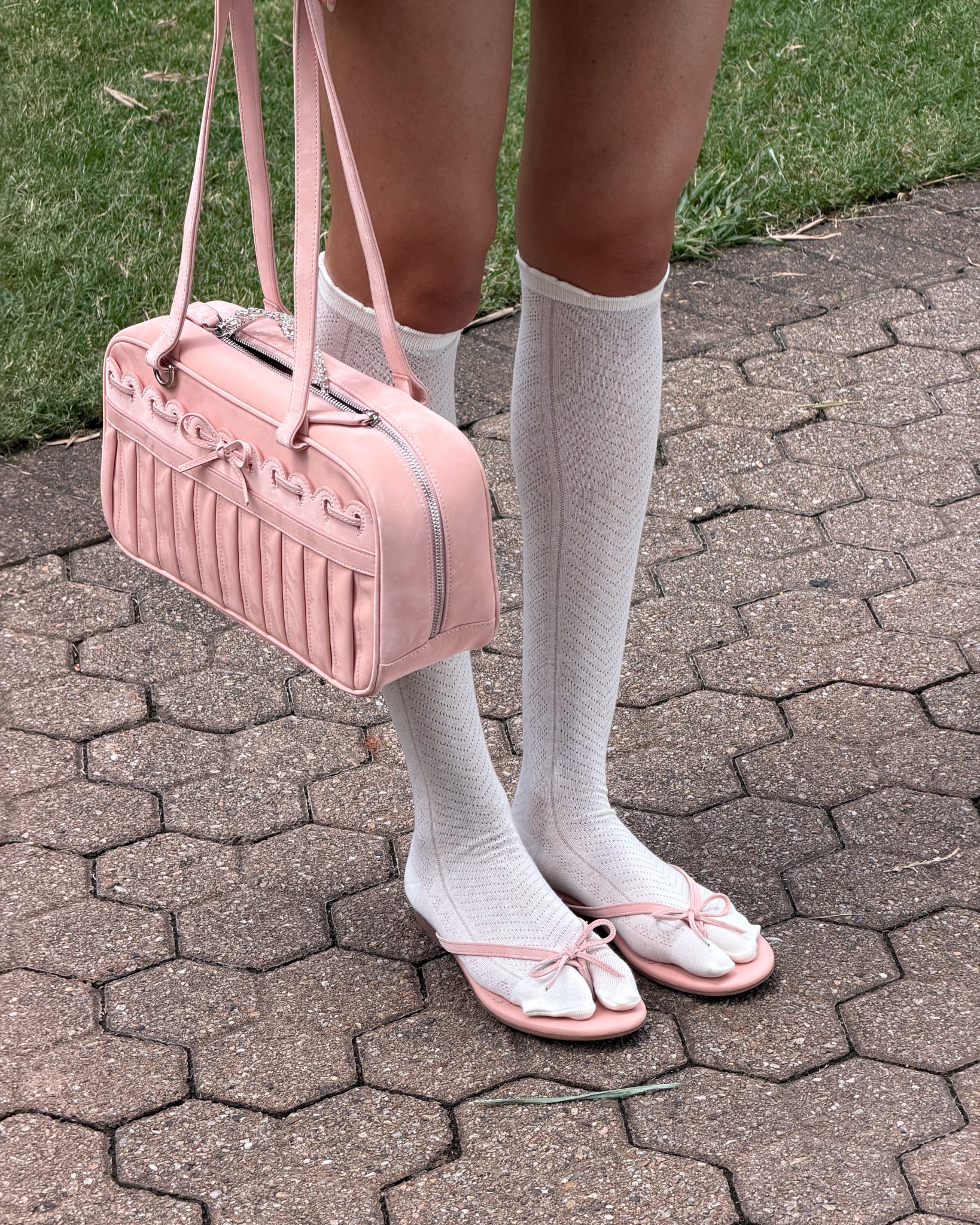 Ribbon Stitch Flip Flops - Rose Veil - Image 3